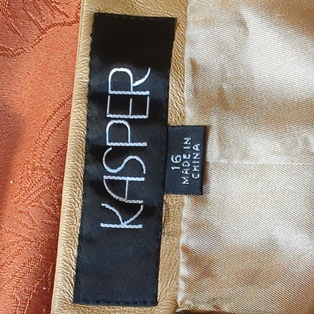 Kasper Classic Tan Leather Skirt - Picture 6 of 9